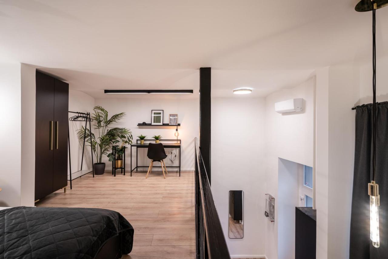 D24 - Historic Quarter Design Loft - Best Location By Bqa Budapest Eksteriør billede